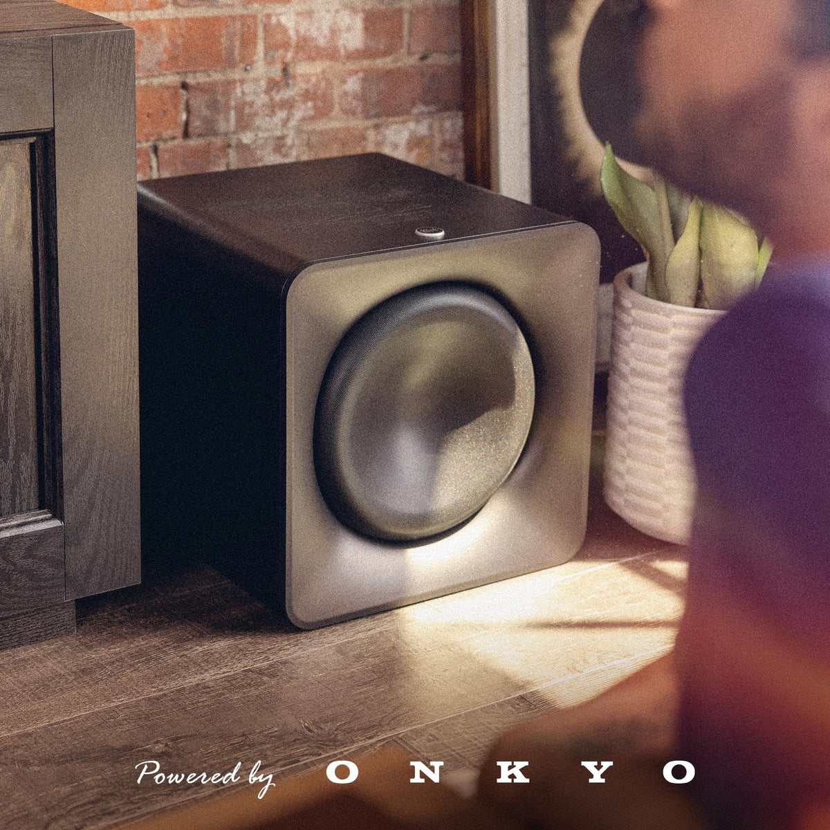 Black 12" Wireless Subwoofer R5571